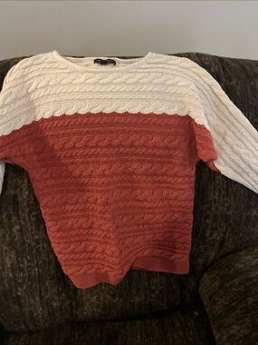 Banana Republic Two-Tone Cable Knit Sweater in Cream & Rust